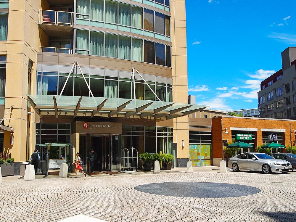 1 Hotel Seattle Bagian luar foto The hotel's entrance